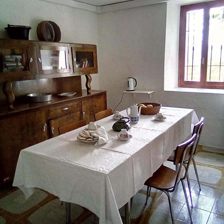 Casa Del Gigi Bnb Albareto  Buitenkant foto